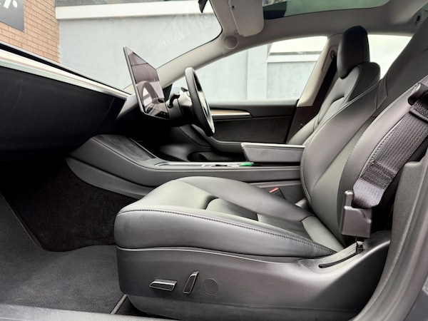 Used Tesla Model 3 2021 for sale - 76215531: Photo 48