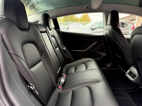Used Tesla Model 3 2021 for sale - 76215531: Photo 51