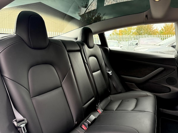 Used Tesla Model 3 2021 for sale - 76215531: Photo 52