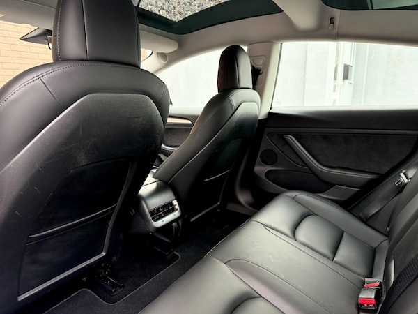 Used Tesla Model 3 2021 for sale - 76215531: Photo 57