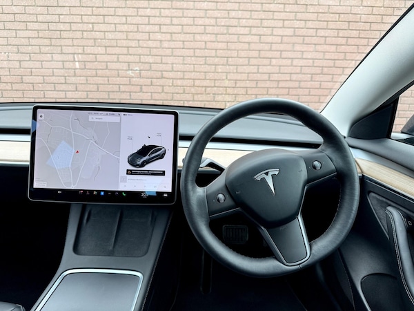 Used Tesla Model 3 2021 for sale - 76215531: Photo 68
