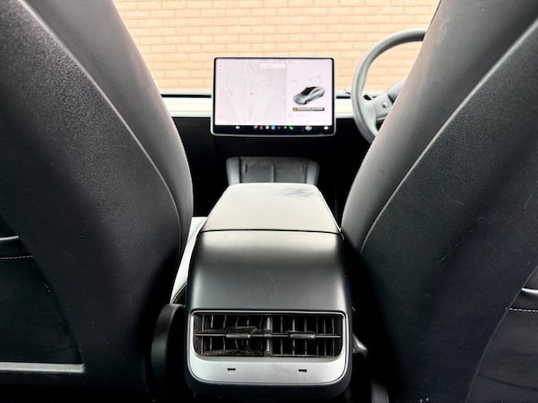 Used Tesla Model 3 2021 for sale - 76215531: Photo 69