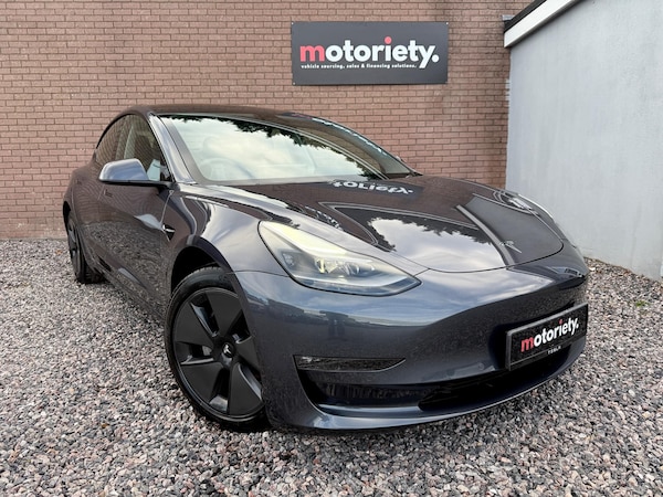 Used Tesla Model 3 2021 for sale - 76215531: Photo 6