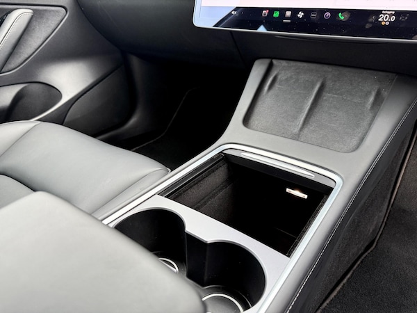 Used Tesla Model 3 2021 for sale - 76215531: Photo 80