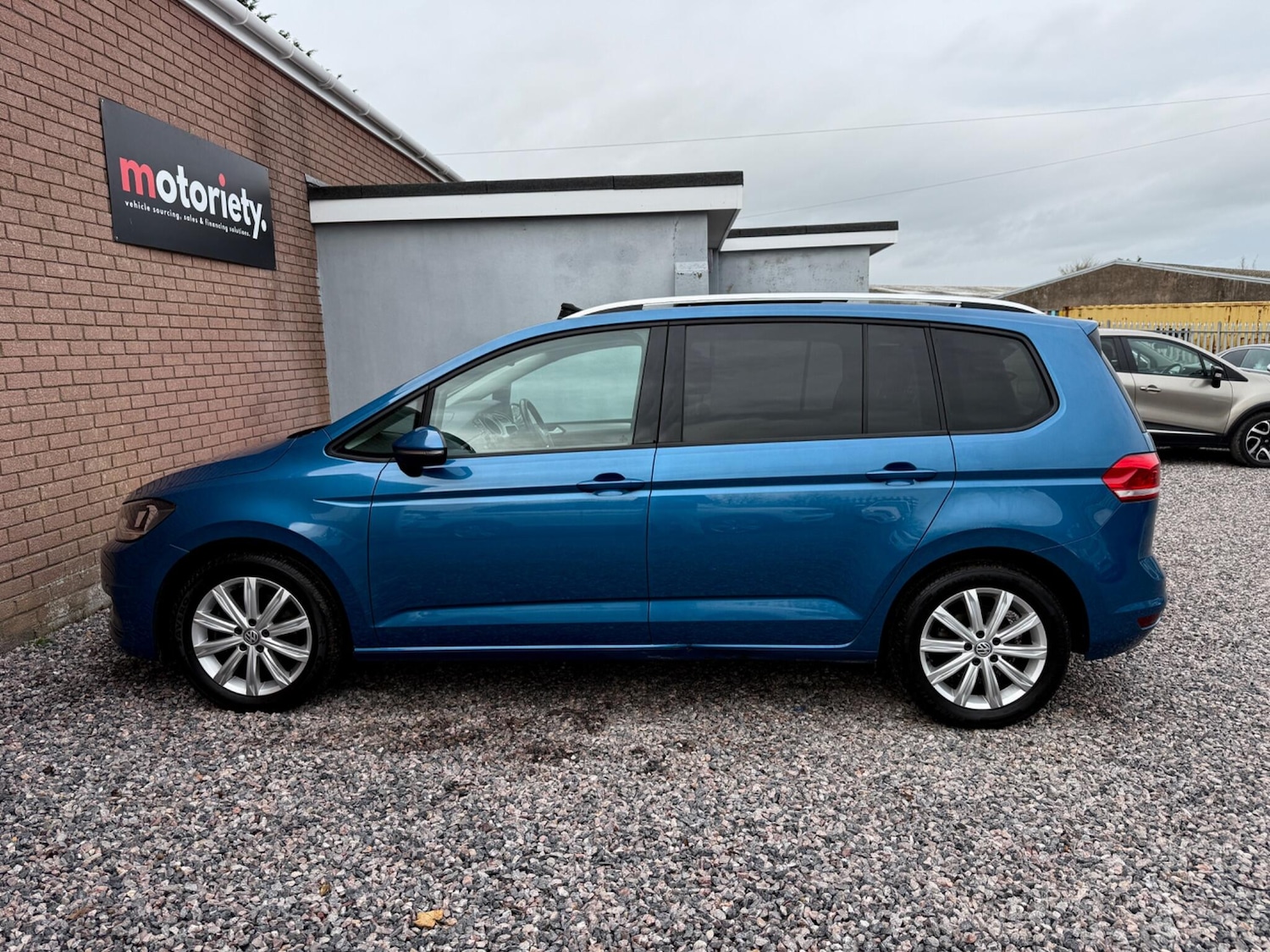 Used Volkswagen Touran 2017 for sale - 76485433: Photo 16