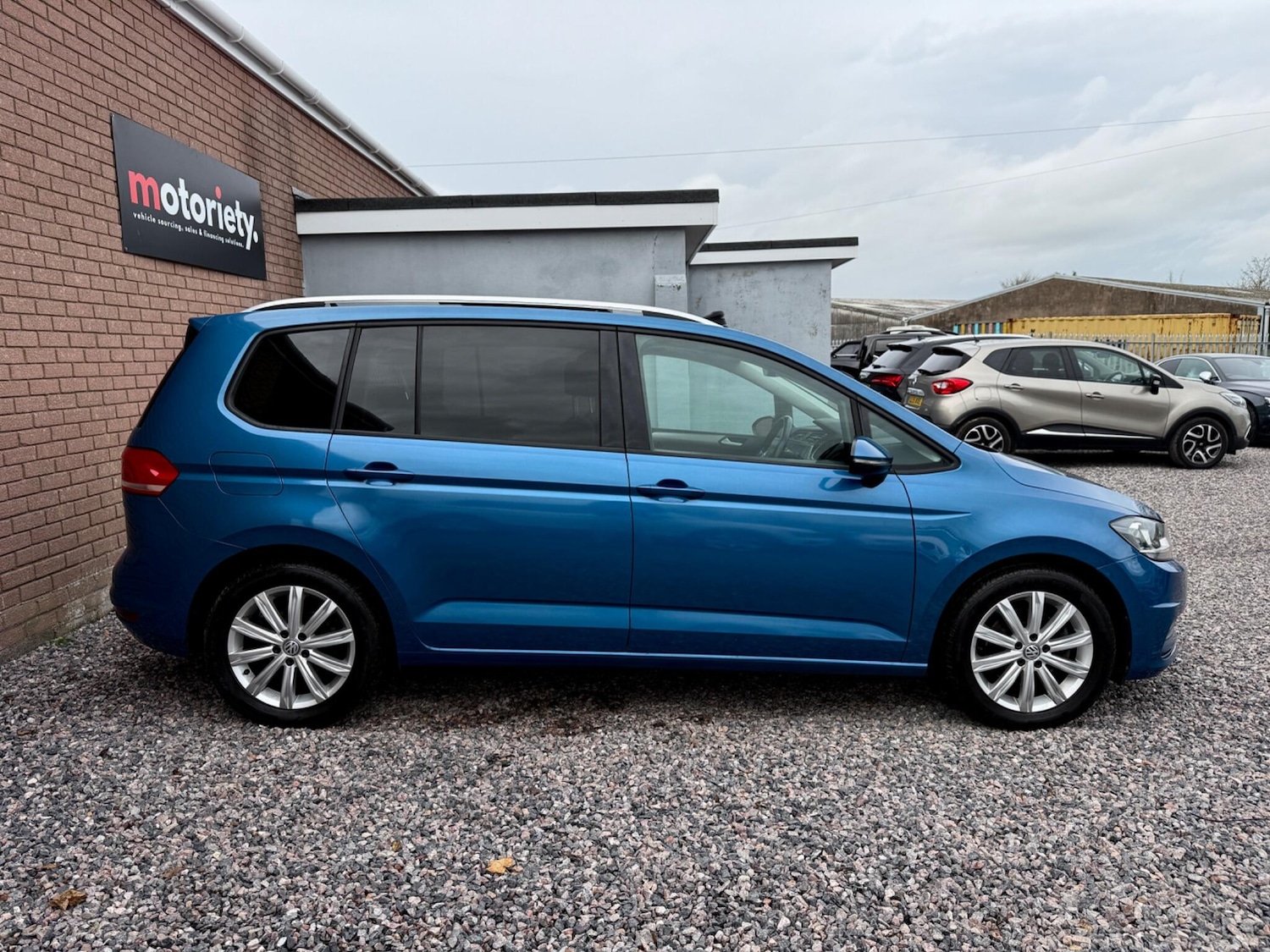 Used Volkswagen Touran 2017 for sale - 76485433: Photo 28