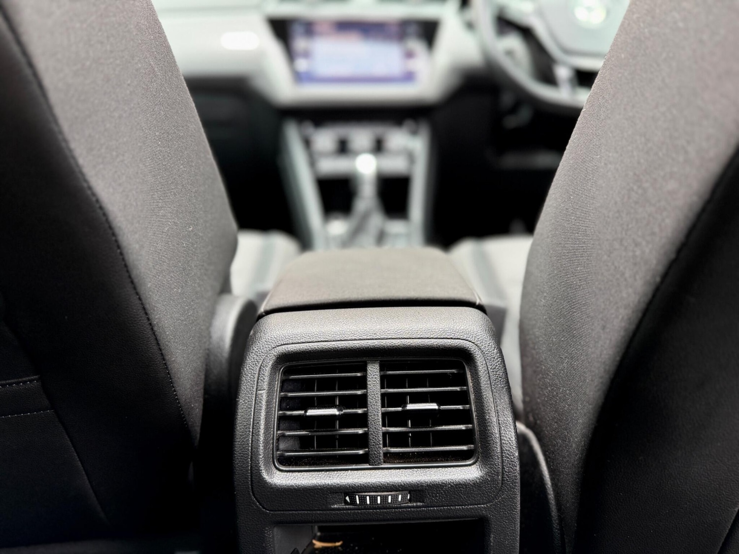 Used Volkswagen Touran 2017 for sale - 76485433: Photo 51