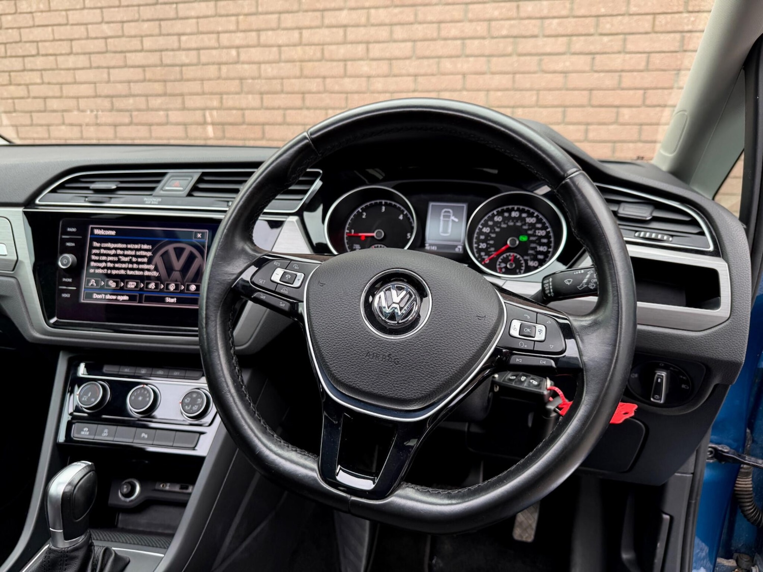 Used Volkswagen Touran 2017 for sale - 76485433: Photo 63