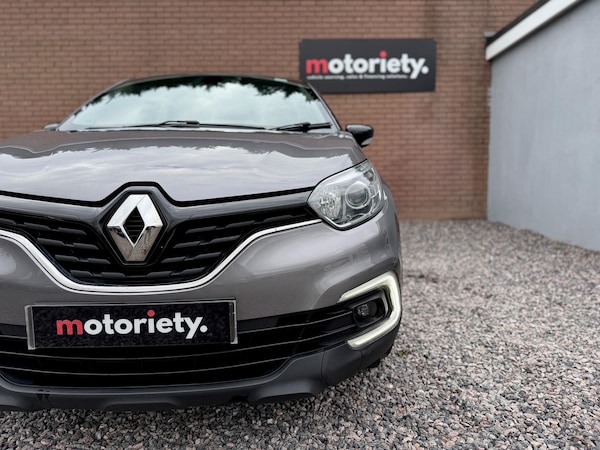Used Renault Captur 2017 for sale - 76295944: Photo 12