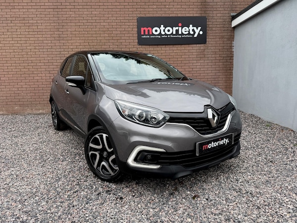 Used Renault Captur 2017 for sale - 76295944: Photo 1