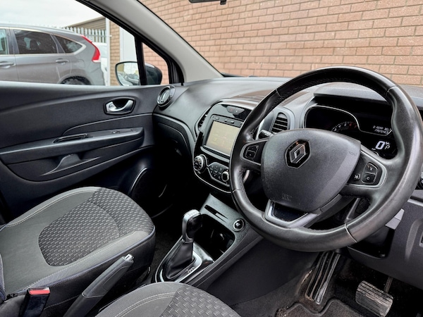 Used Renault Captur 2017 for sale - 76295944: Photo 33