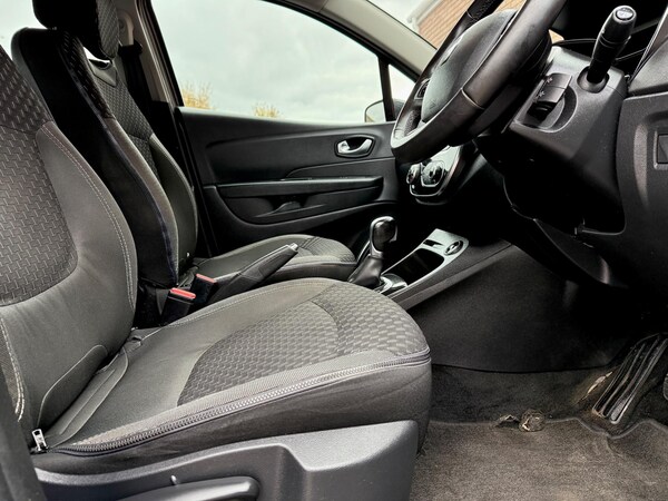 Used Renault Captur 2017 for sale - 76295944: Photo 36
