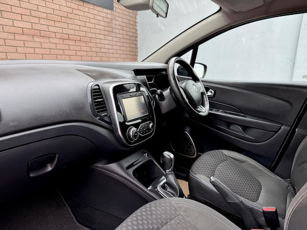 Used Renault Captur 2017 for sale - 76295944: Photo 37