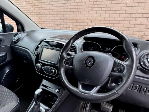 Used Renault Captur 2017 for sale - 76295944: Photo 3