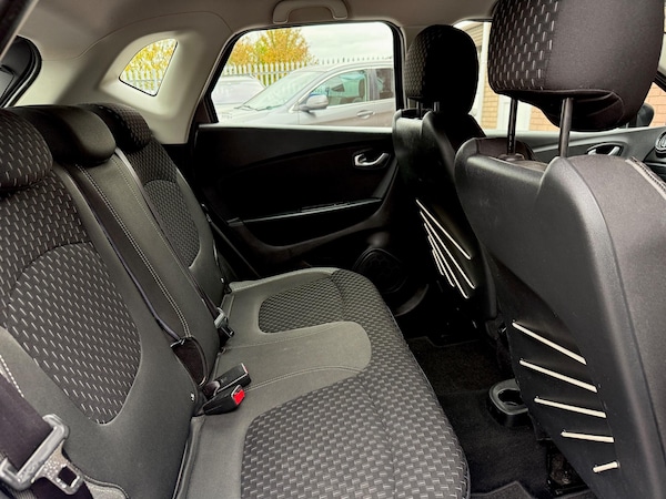 Used Renault Captur 2017 for sale - 76295944: Photo 42