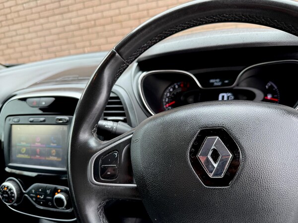 Used Renault Captur 2017 for sale - 76295944: Photo 61