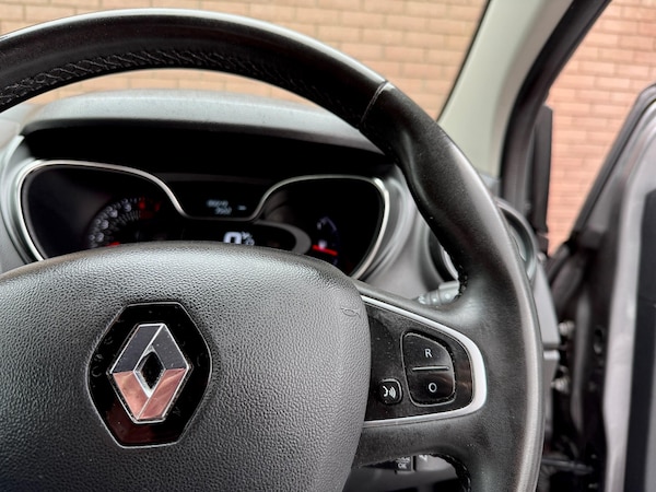 Used Renault Captur 2017 for sale - 76295944: Photo 62