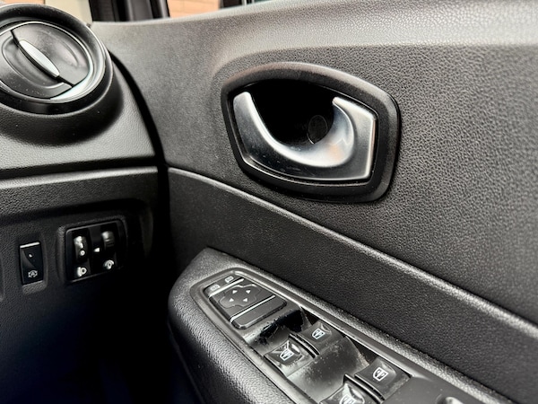 Used Renault Captur 2017 for sale - 76295944: Photo 64