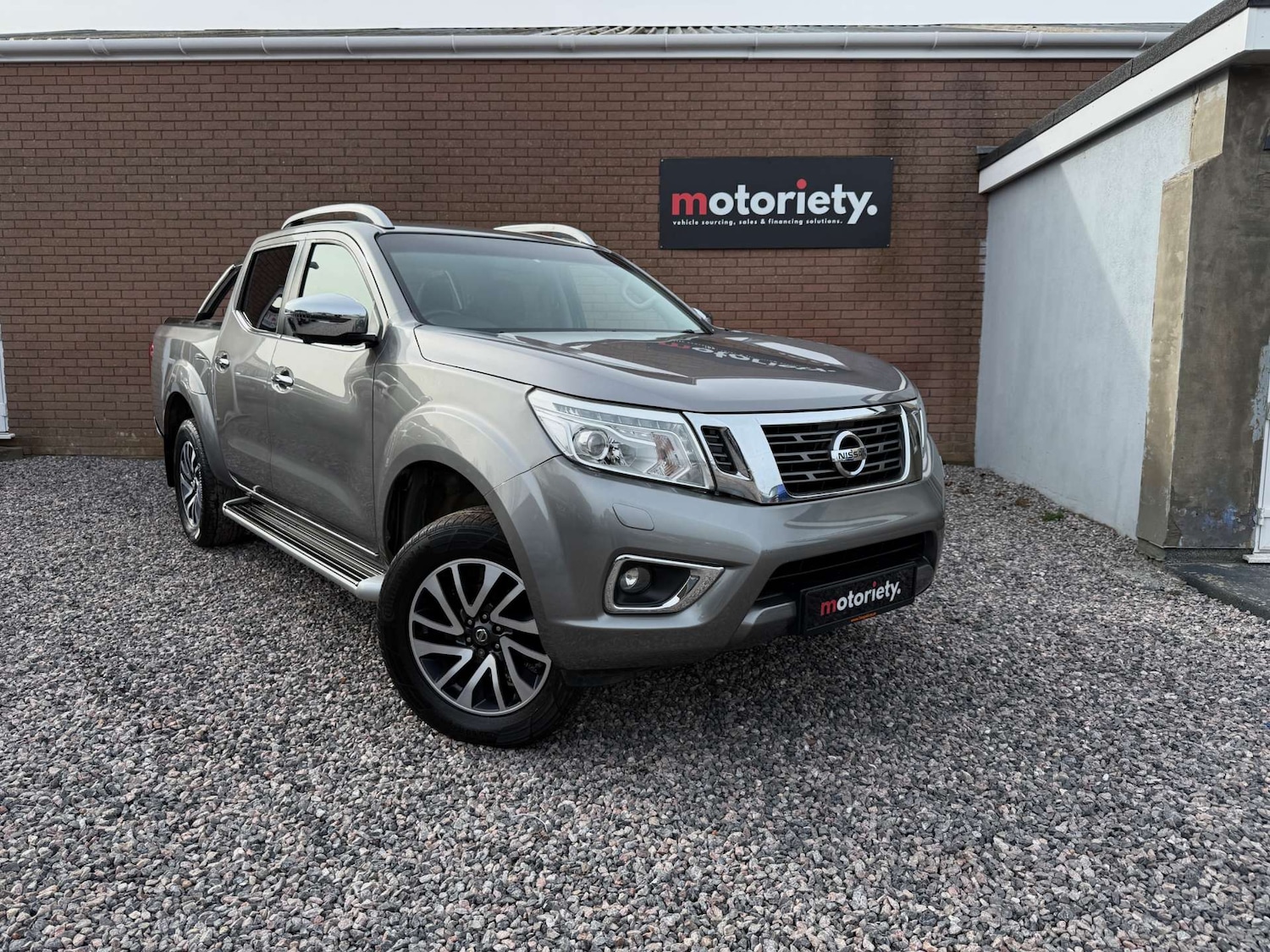 Used Nissan Navara 2017 for sale - 77581146: Photo 1