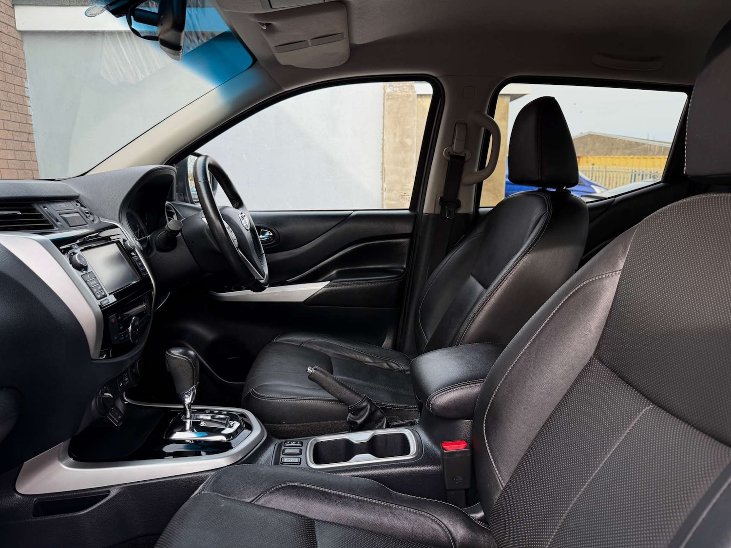 Used Nissan Navara 2017 for sale - 77581146: Photo 53