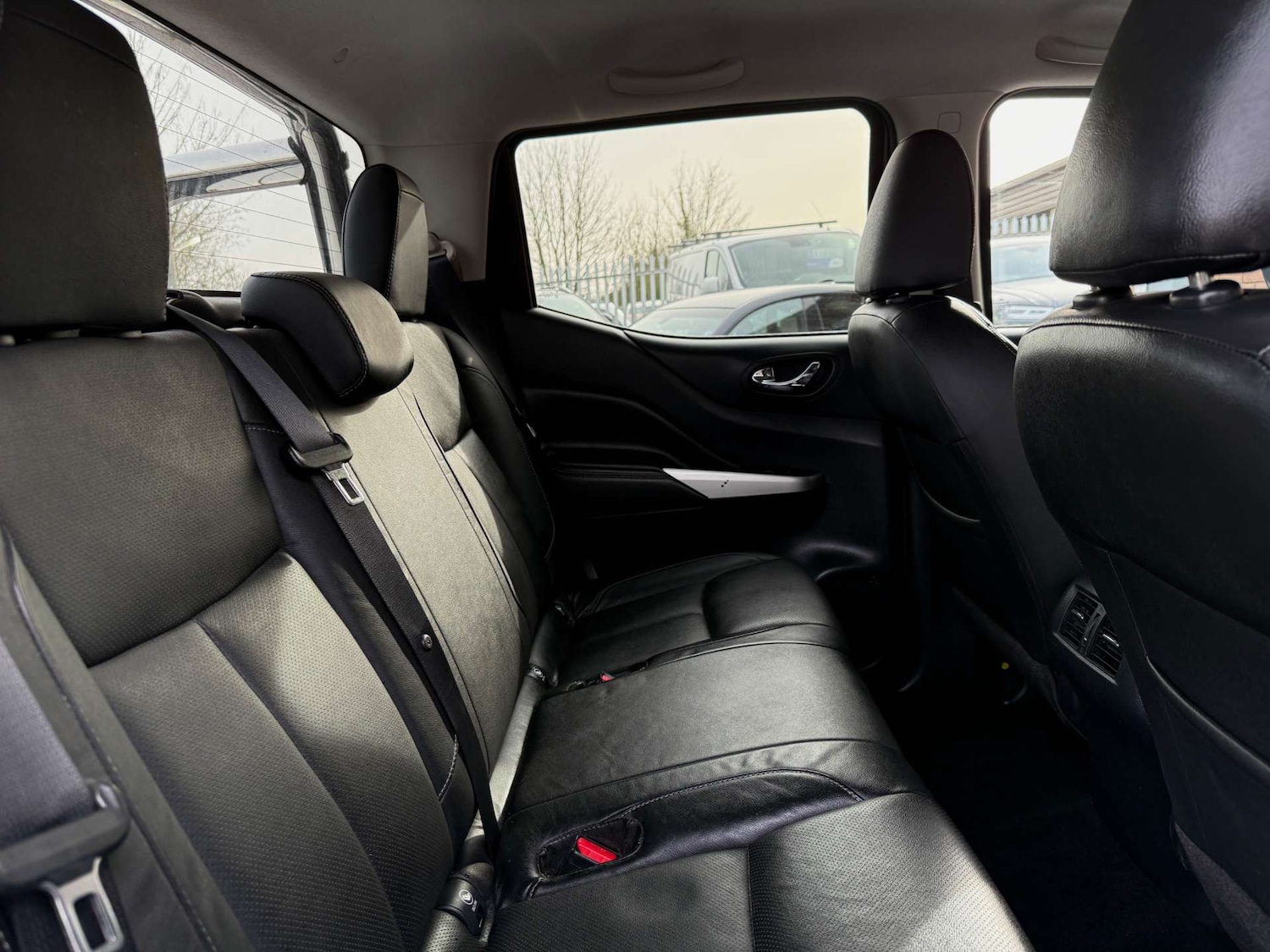 Used Nissan Navara 2017 for sale - 77581146: Photo 56