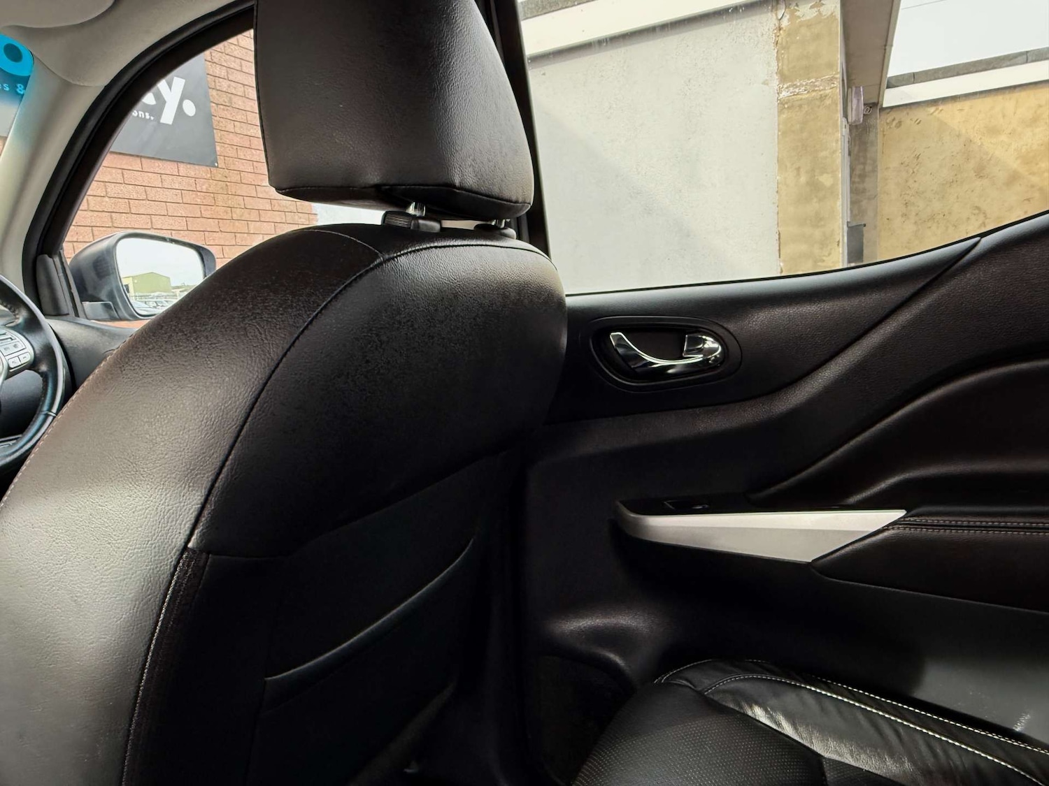 Used Nissan Navara 2017 for sale - 77581146: Photo 60