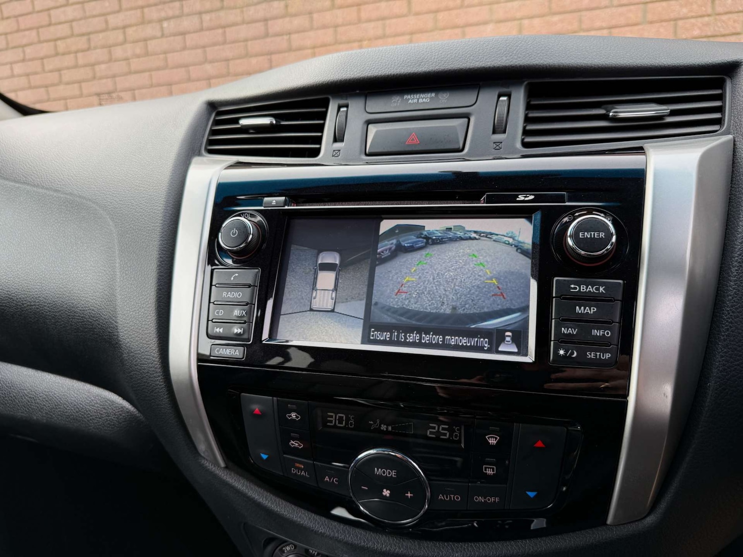 Used Nissan Navara 2017 for sale - 77581146: Photo 76