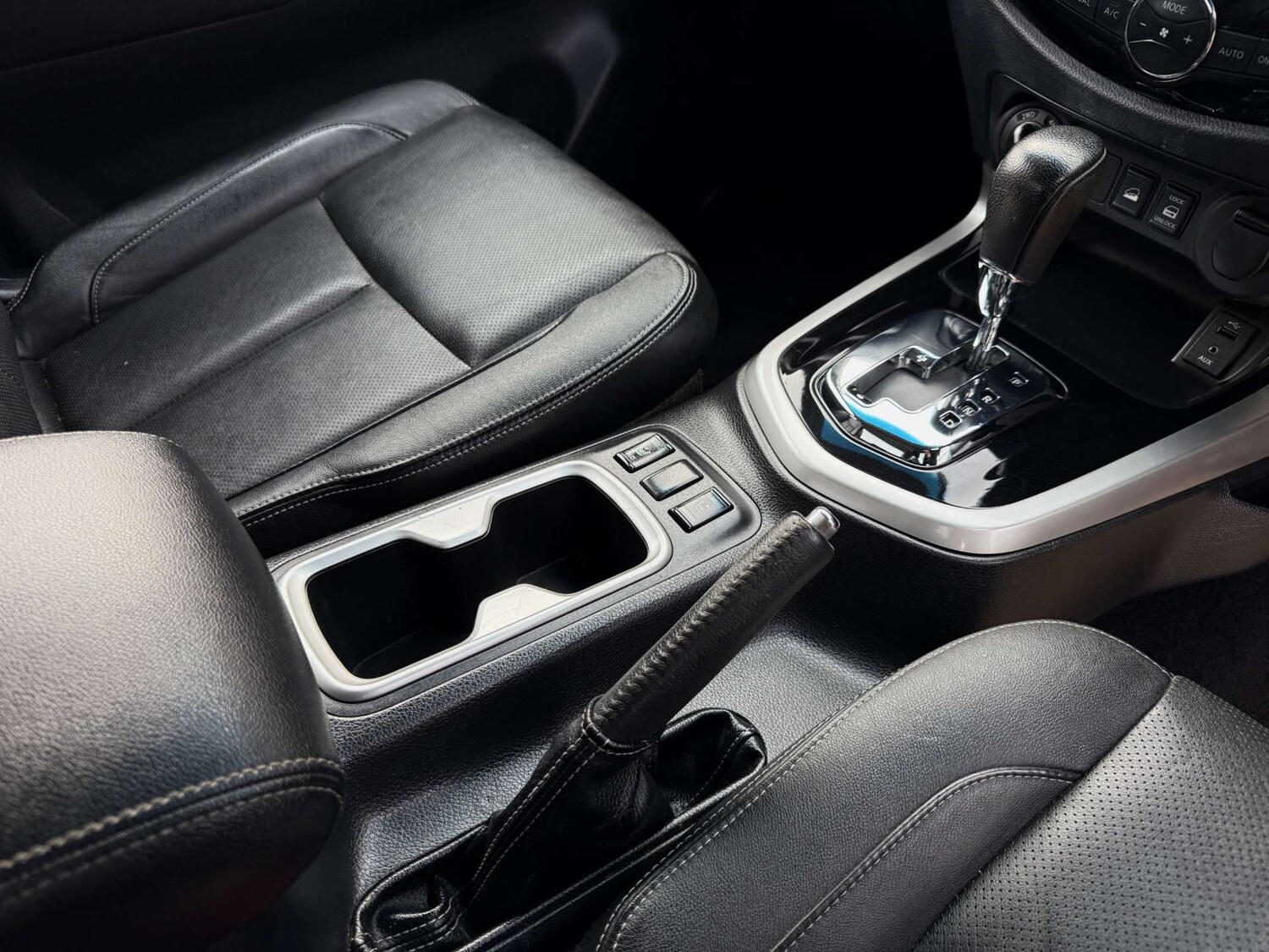 Used Nissan Navara 2017 for sale - 77581146: Photo 79