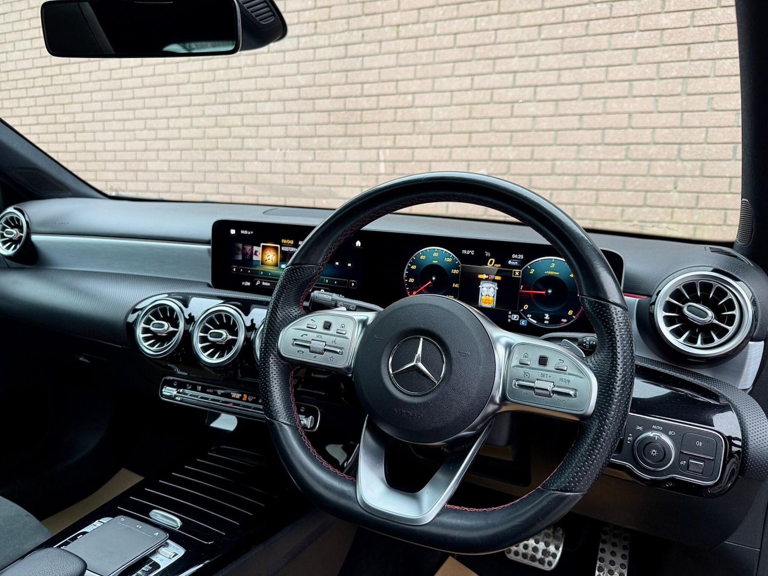 Used Mercedes-Benz A-Class 2019 for sale - 76349744: Photo 3