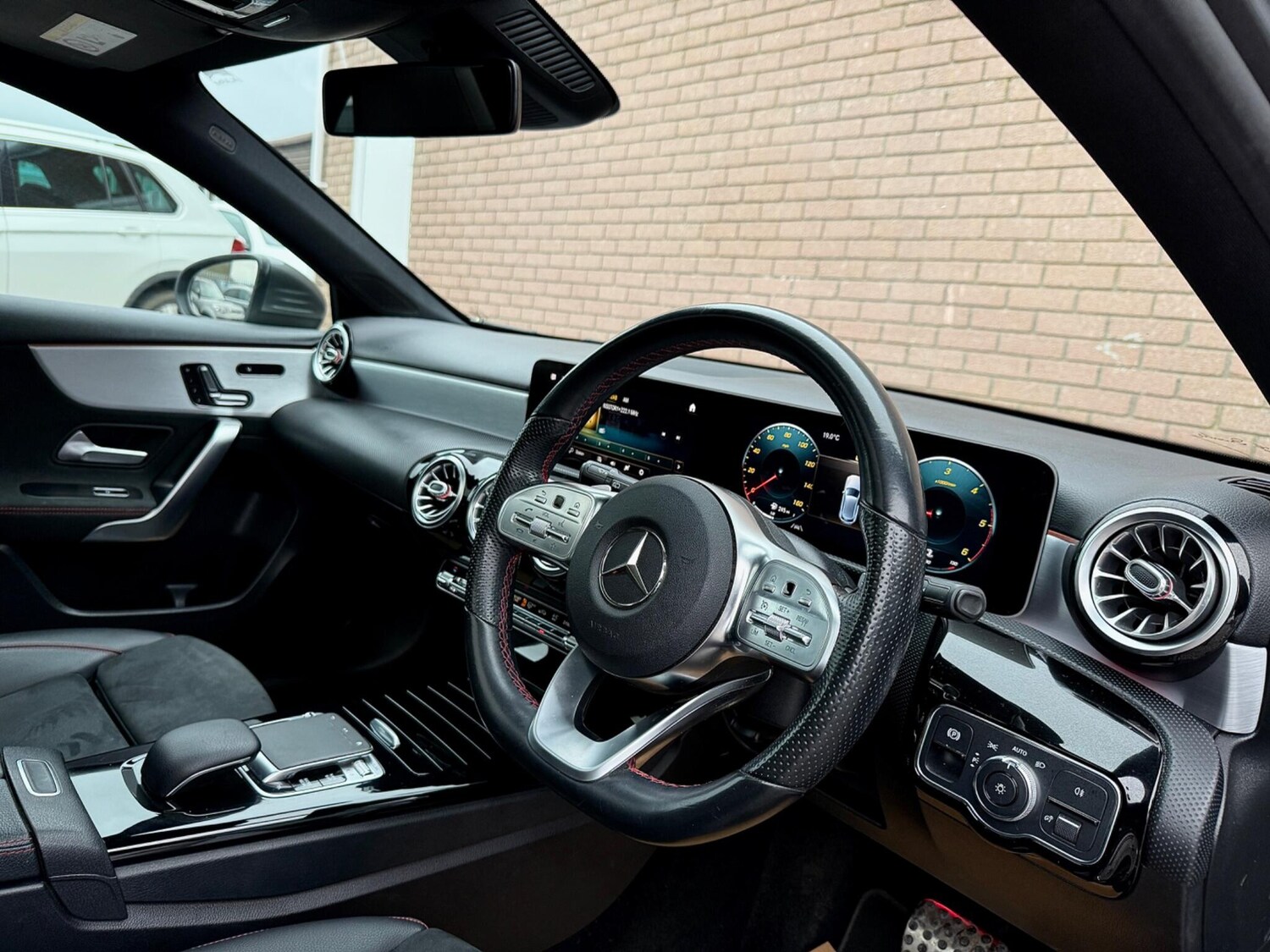 Used Mercedes-Benz A-Class 2019 for sale - 76349744: Photo 37