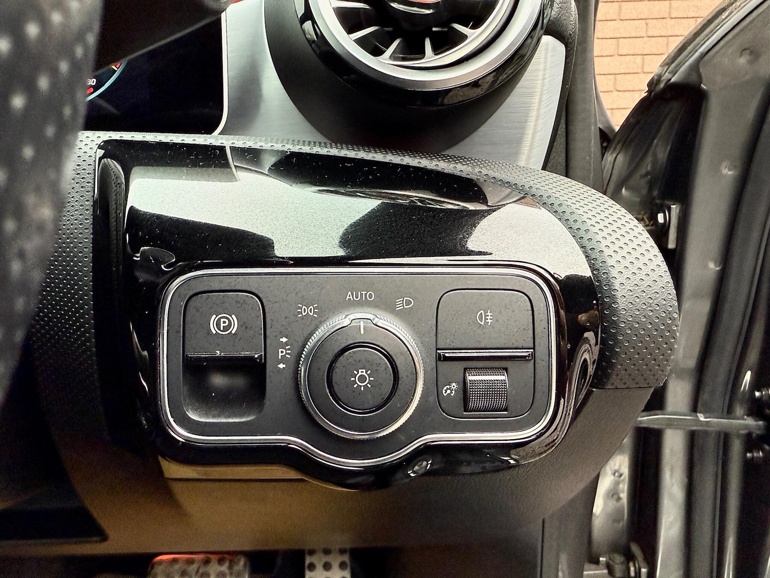Used Mercedes-Benz A-Class 2019 for sale - 76349744: Photo 74