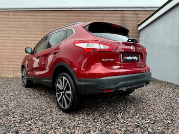 Used Nissan Qashqai 2014 for sale - 76786568: Photo