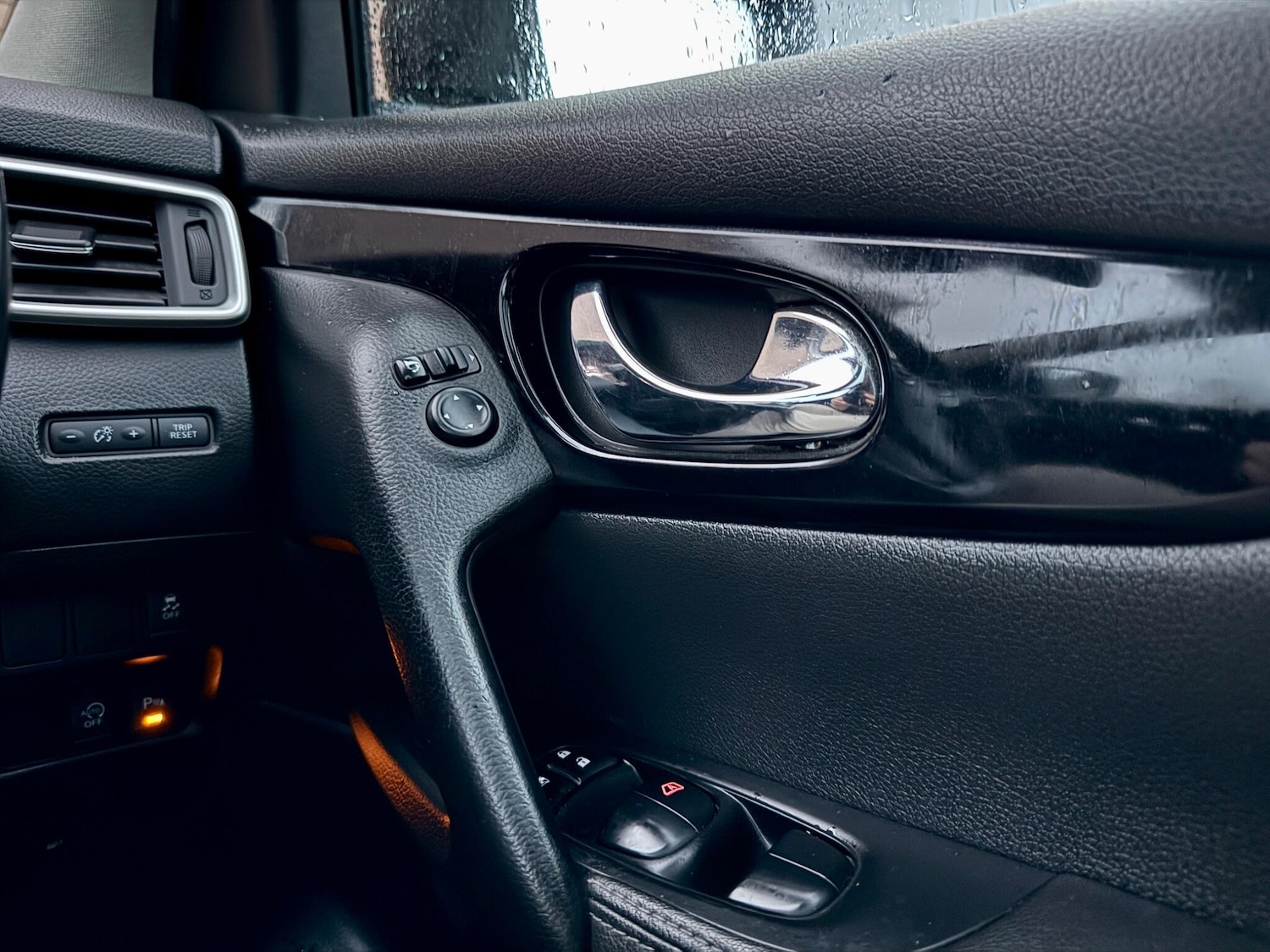 Used Nissan Qashqai 2014 for sale - 76786568: Photo 76