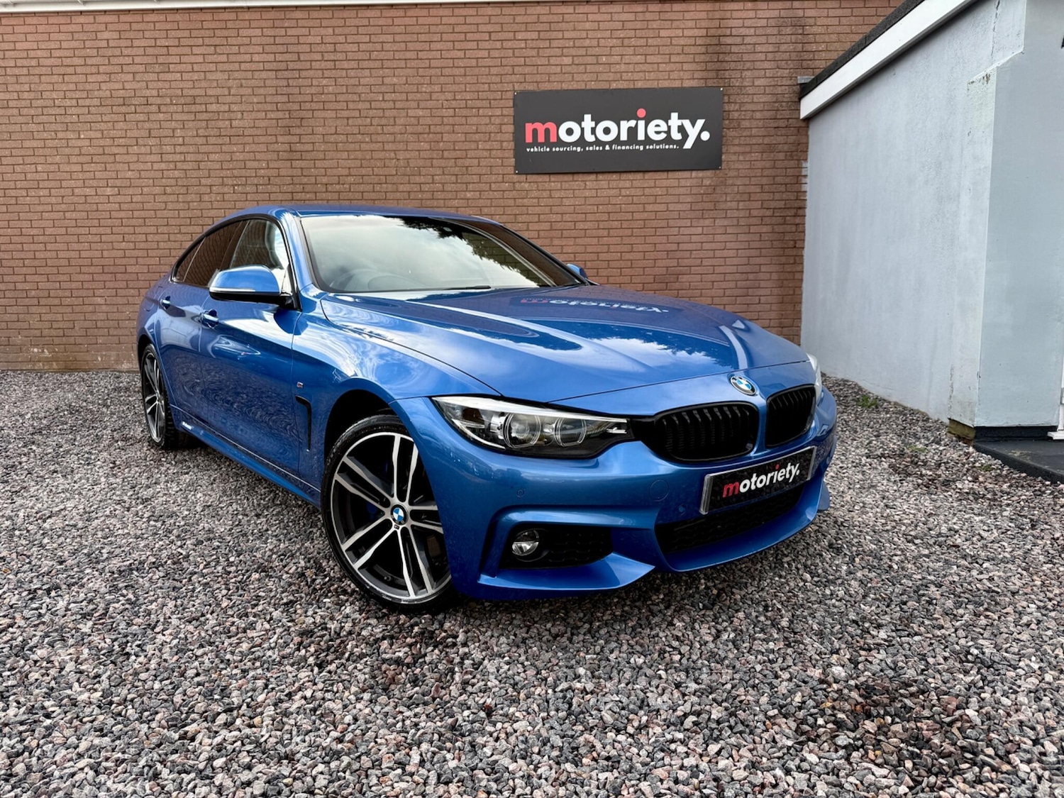 Used BMW 4 Series 2018 for sale - 76632912: Photo 1