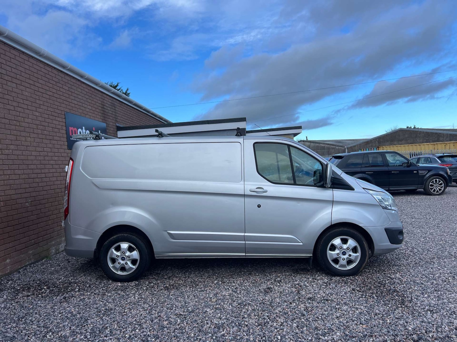 Used Ford Transit Custom 2017 for sale - 77353576: Photo 32