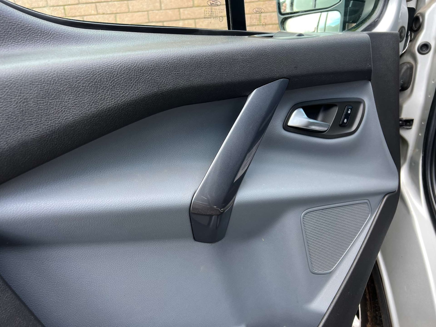 Used Ford Transit Custom 2017 for sale - 77353576: Photo 54