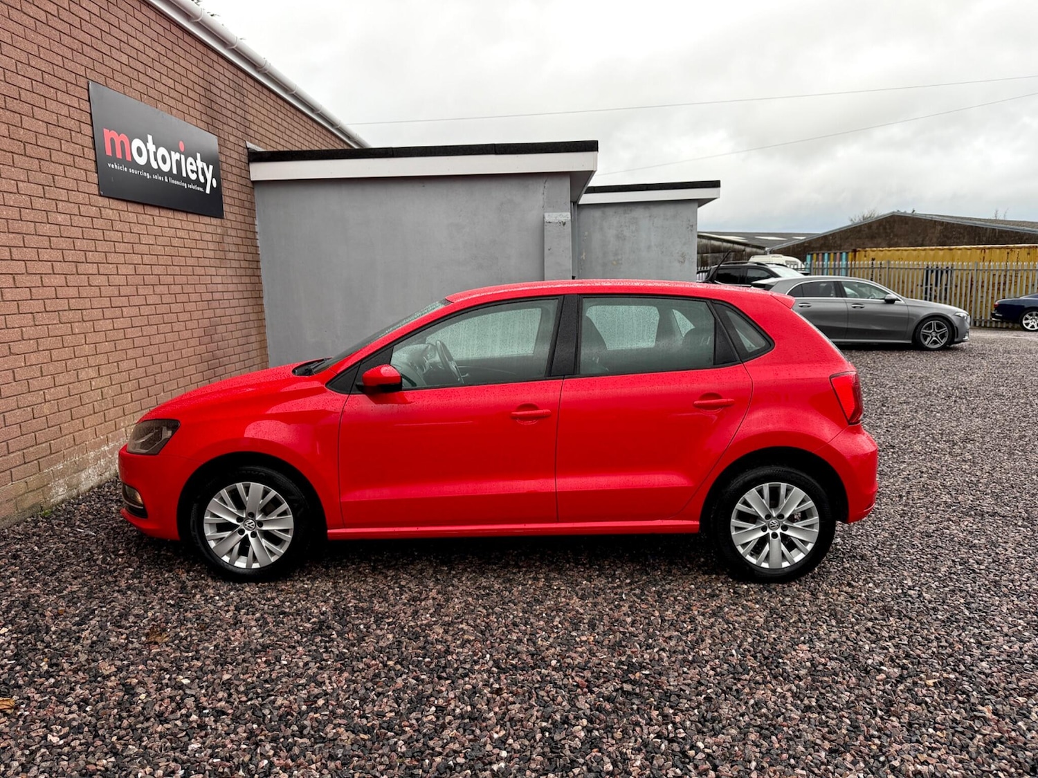 Used Volkswagen Polo 2015 for sale - 76441334: Photo 16