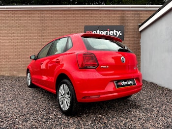 Used Volkswagen Polo 2015 for sale - 76441334: Photo
