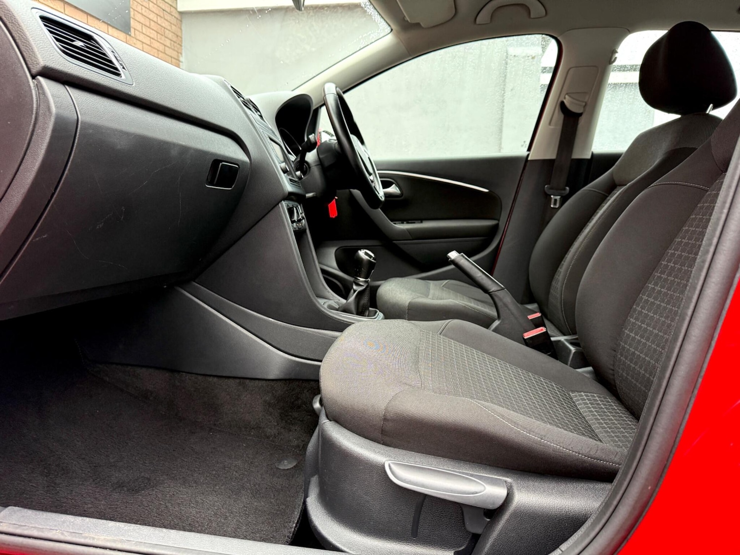 Used Volkswagen Polo 2015 for sale - 76441334: Photo 41