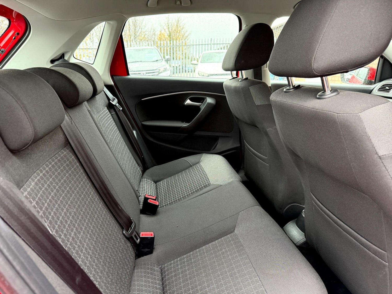 Used Volkswagen Polo 2015 for sale - 76441334: Photo 43