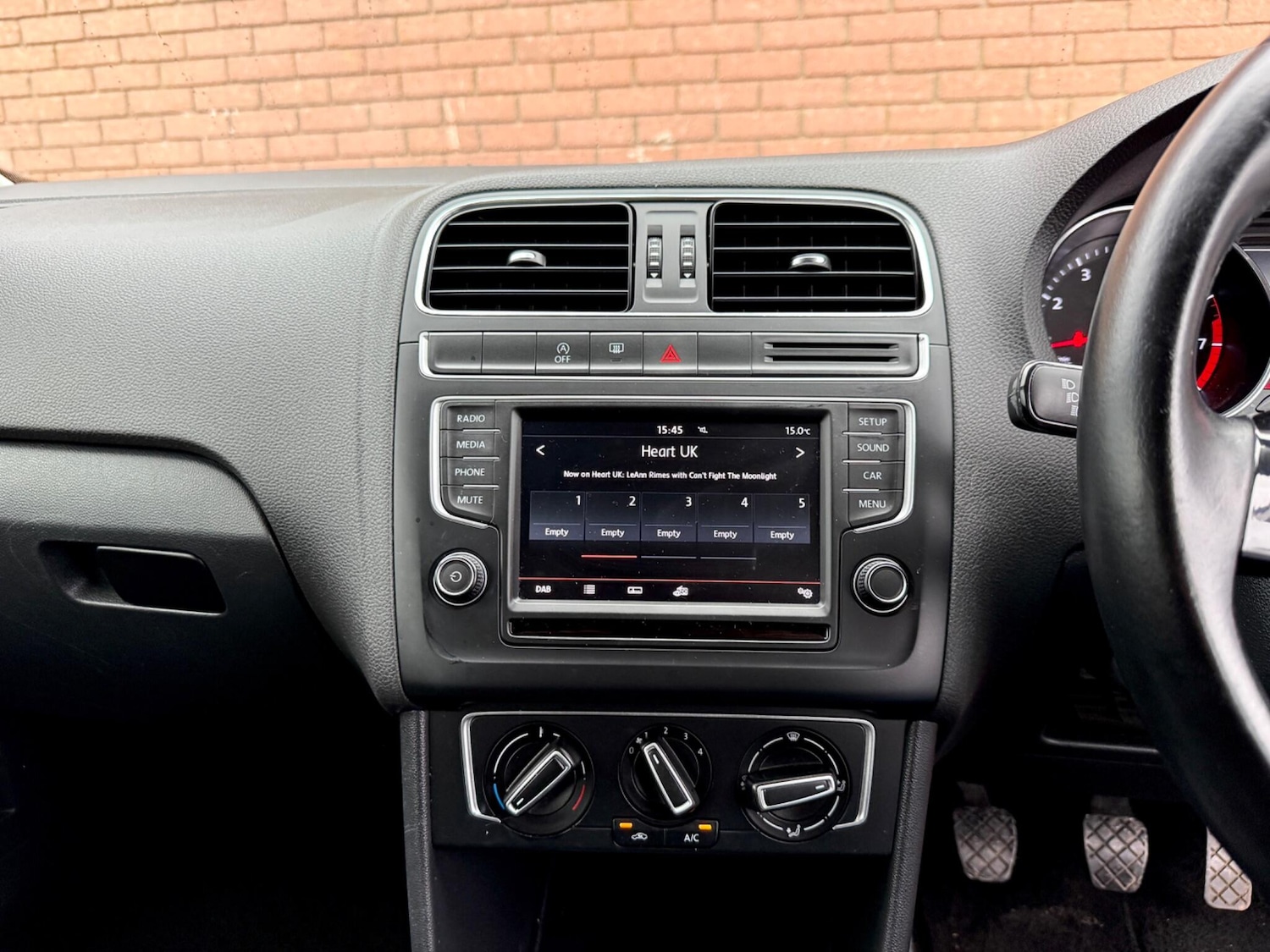 Used Volkswagen Polo 2015 for sale - 76441334: Photo 52