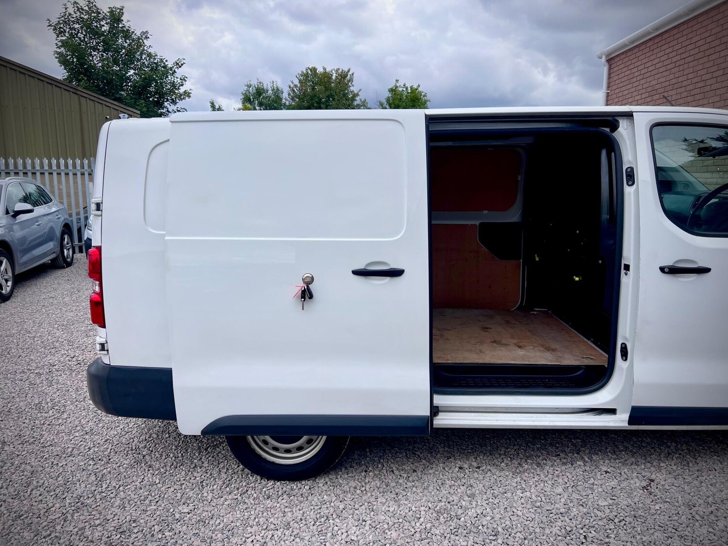 Vehicle 33
