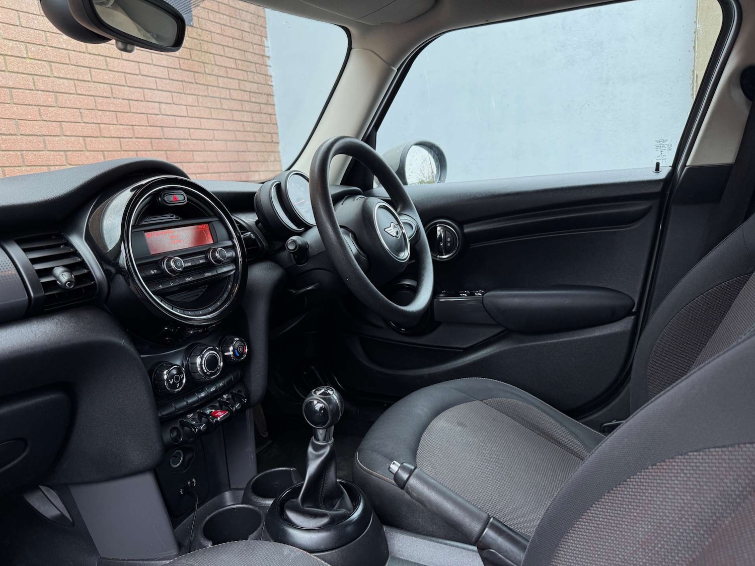 Used MINI Hatch 2017 for sale - 77490202: Photo 39