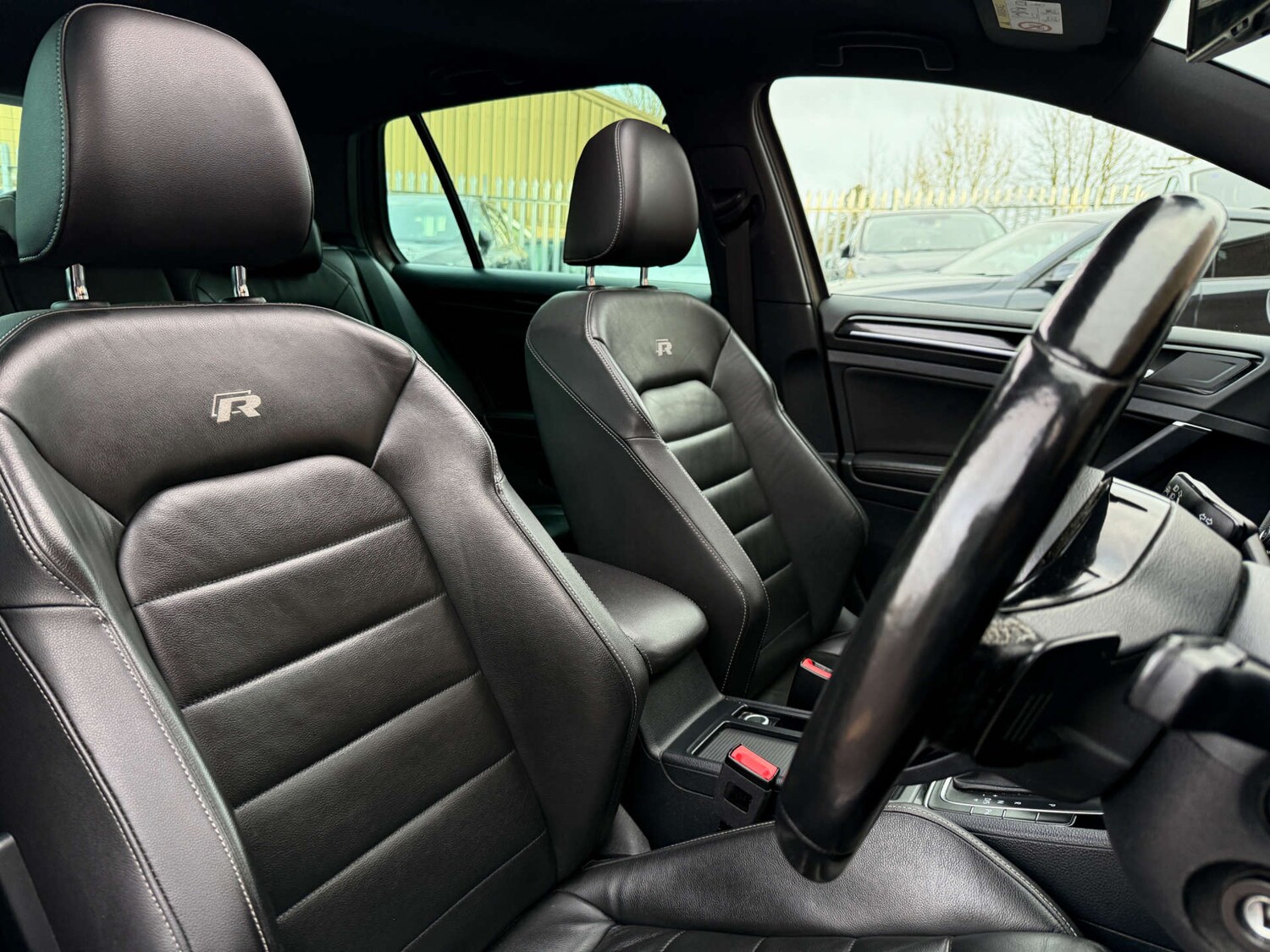 Used Volkswagen Golf 2015 for sale - 77539356: Photo 42