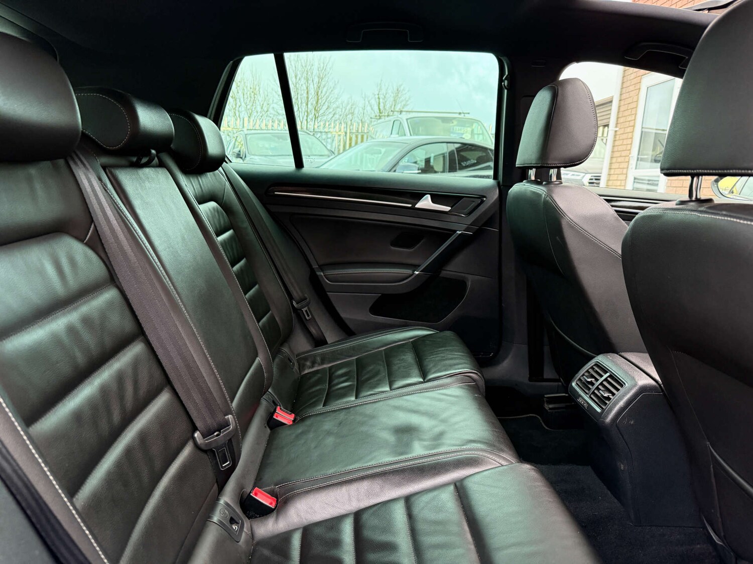 Used Volkswagen Golf 2015 for sale - 77539356: Photo 53