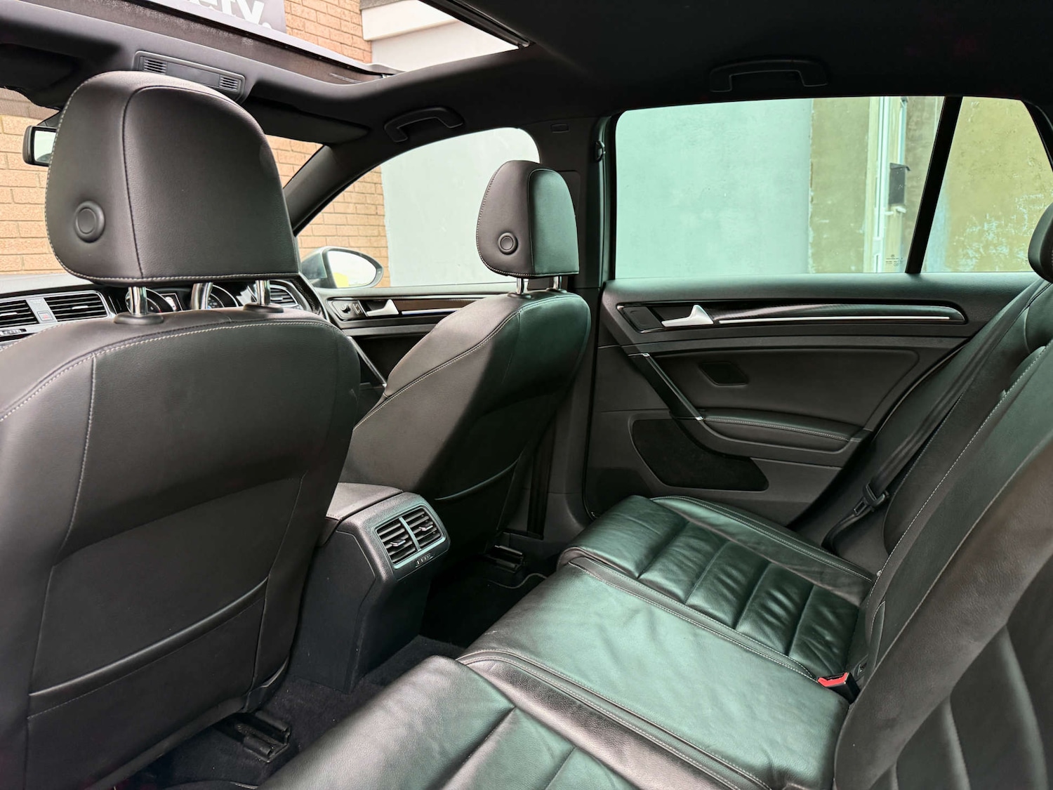 Used Volkswagen Golf 2015 for sale - 77539356: Photo 57