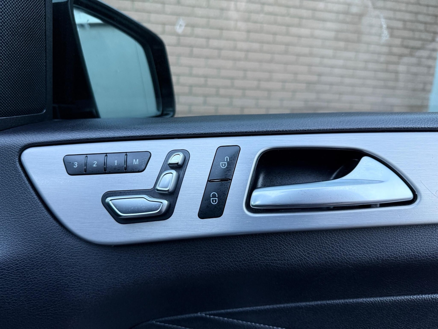 Used Mercedes-Benz GLE 2016 for sale - 76537967: Photo 4