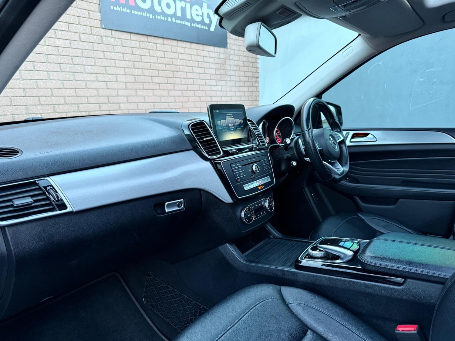 Used Mercedes-Benz GLE 2016 for sale - 76537967: Photo 46