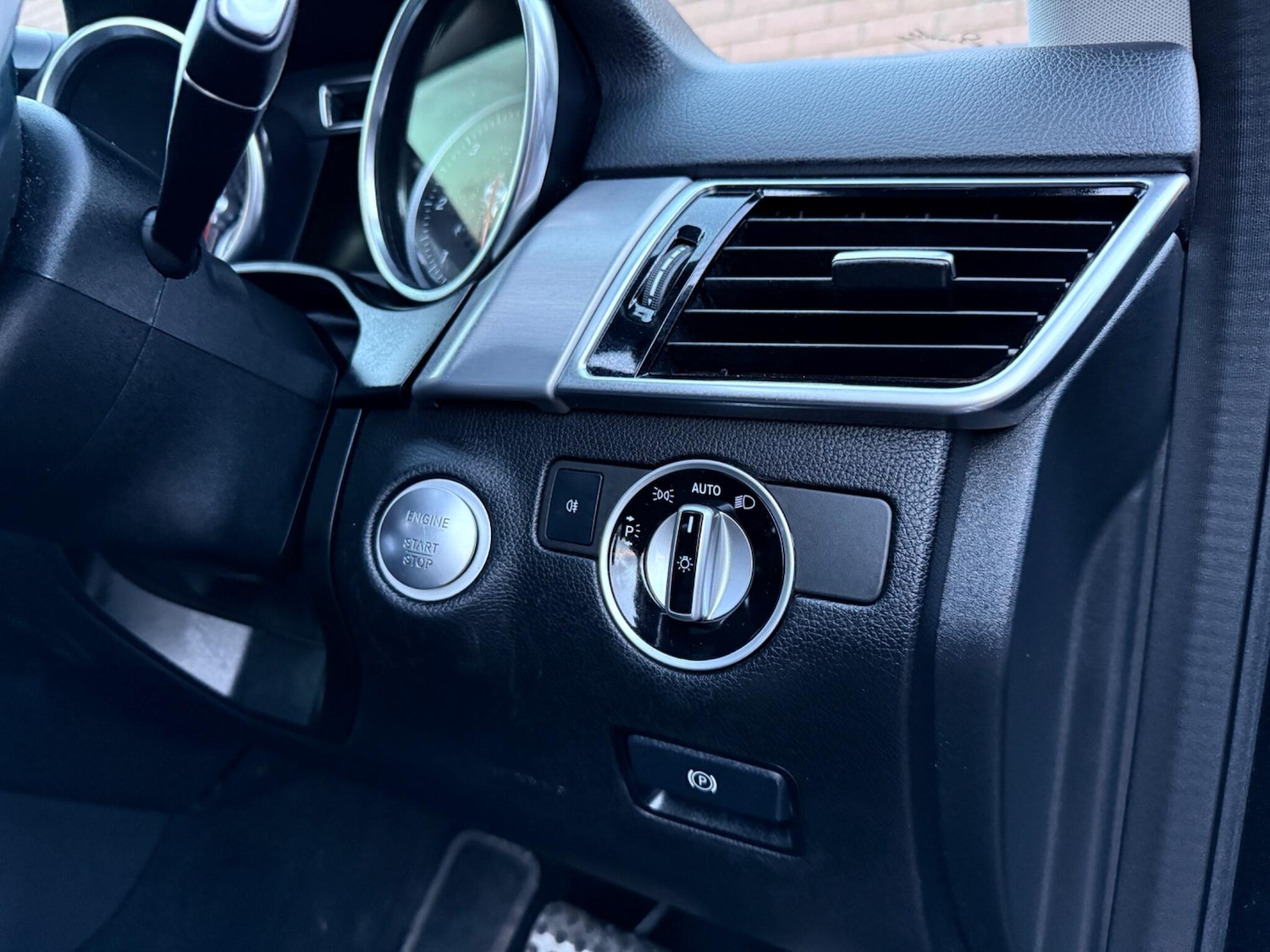 Used Mercedes-Benz GLE 2016 for sale - 76537967: Photo 67