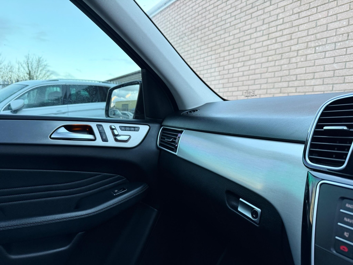 Used Mercedes-Benz GLE 2016 for sale - 76537967: Photo 71